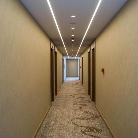 Red Hill Hotel Tiranë Eksteriør bilde
