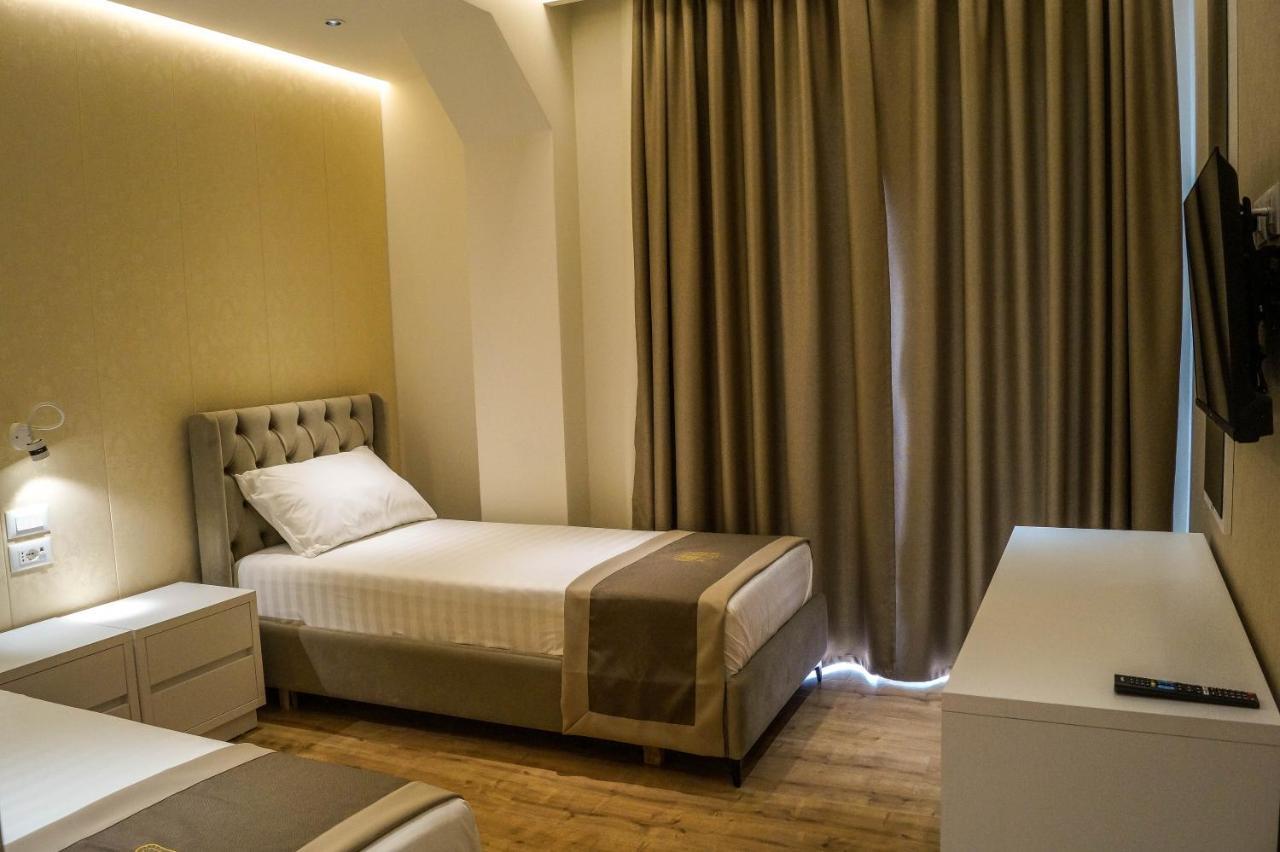 Red Hill Hotel Tiranë Eksteriør bilde