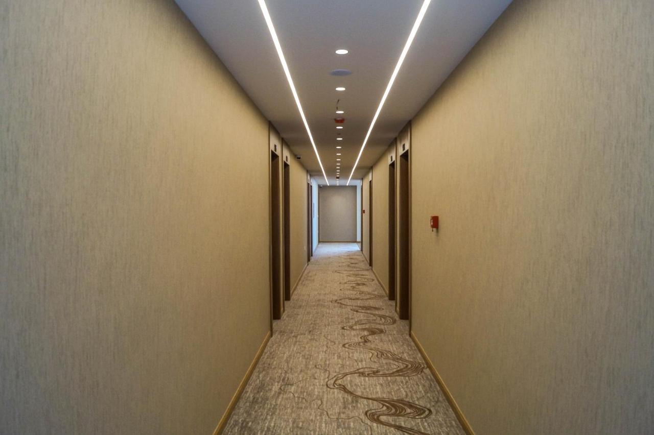 Red Hill Hotel Tiranë Eksteriør bilde