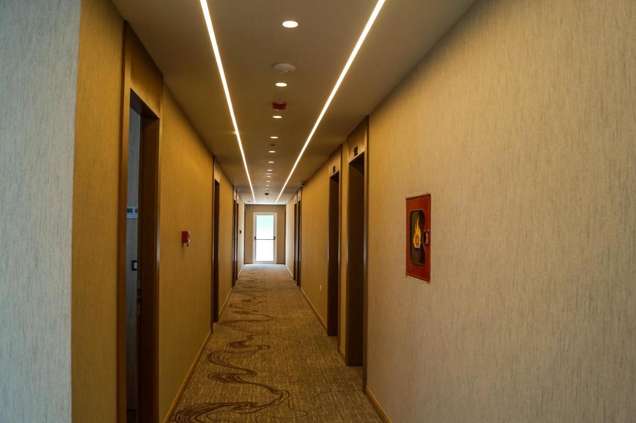Red Hill Hotel Tiranë Eksteriør bilde